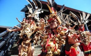 Tradisi Unik Suku Dayak Kalimantan Tengah